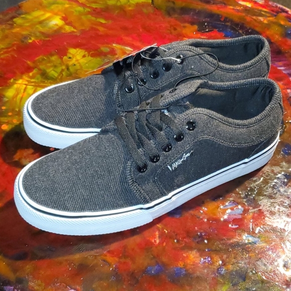 maui and sons skate shoes